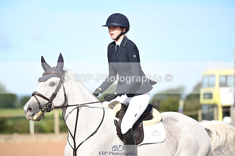 240913A-101204-03430 - Cls 13 Snr 1.05m & 1.10m Open