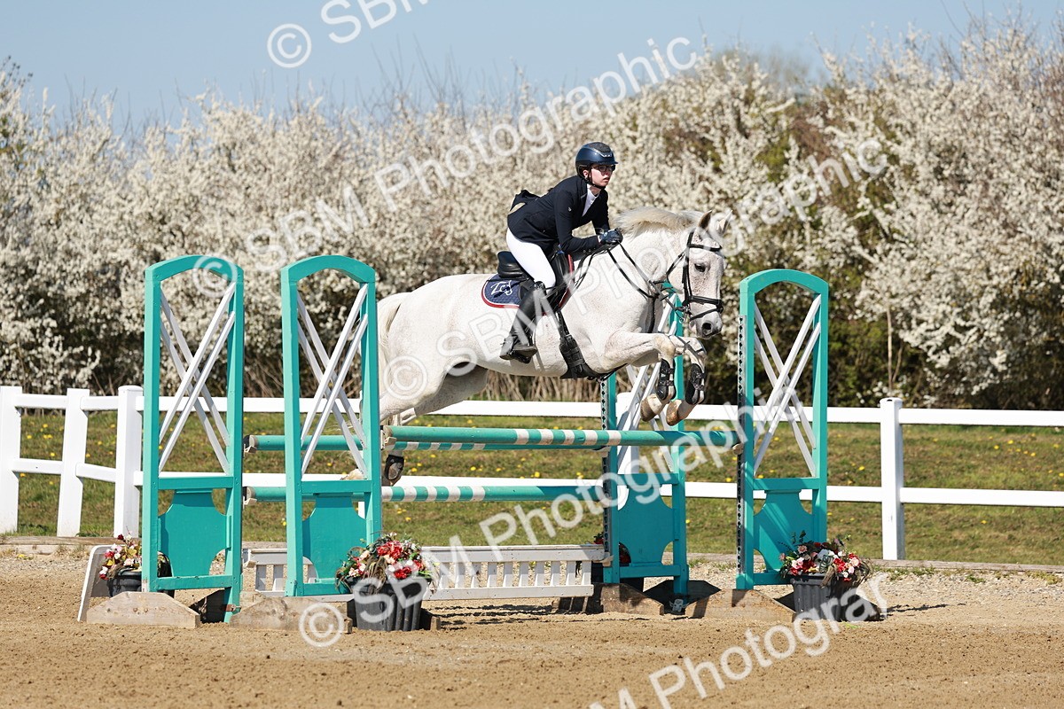 SBM_004581 - Class 17 - Senior Newcomers - 1.10m