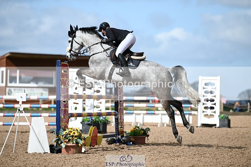 250328-111922-00732 - Cls 2 Snr Newcomers