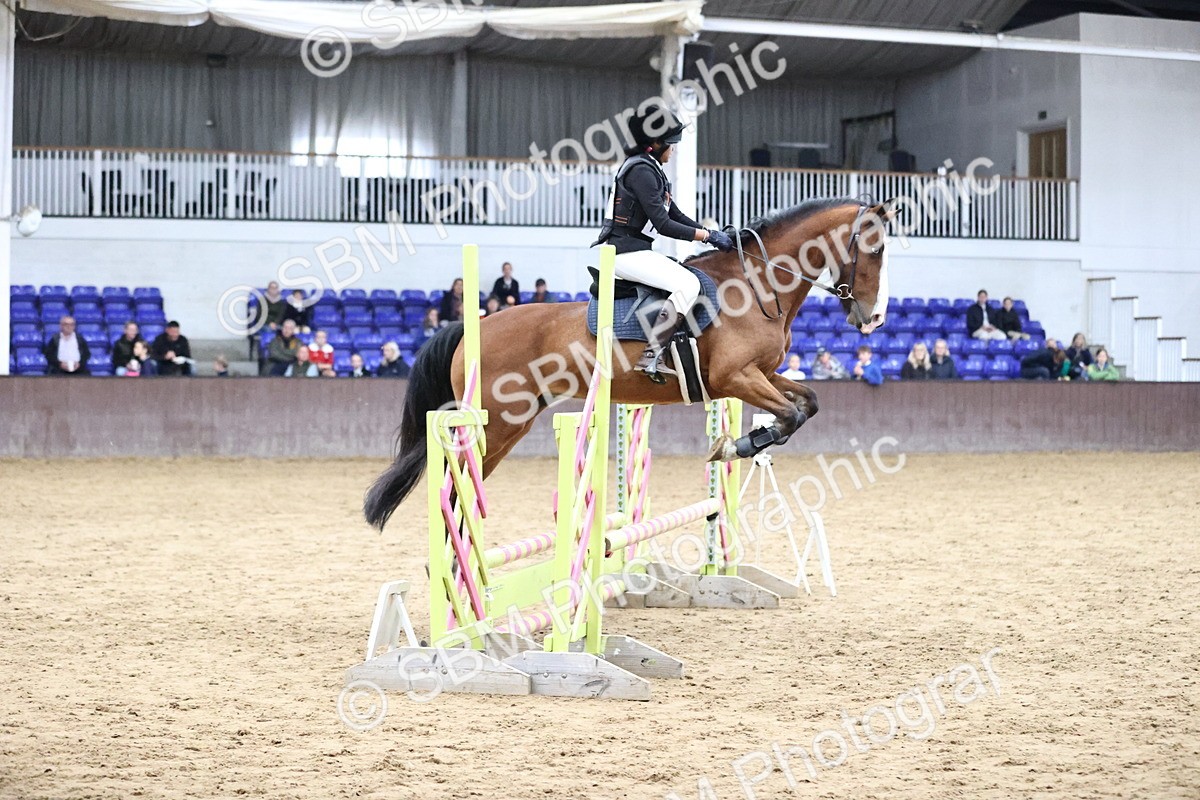 SBM_001354 - Class 5 - Henlow Veterinary Hospital 70cm