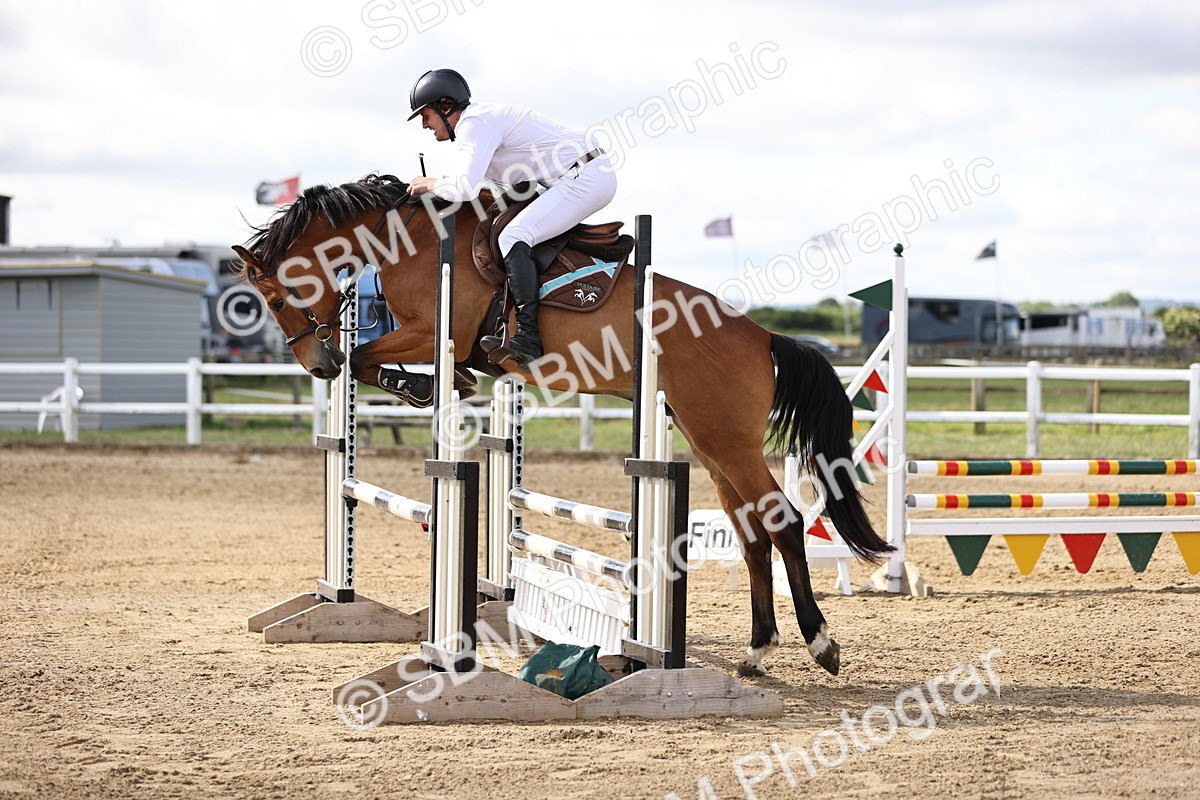 SBM_001868 - Class 8 - Clear Round