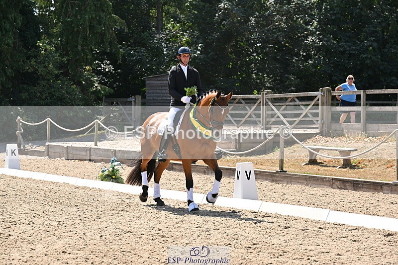 250810A-132643-06630 - Medium SILVER Presentations