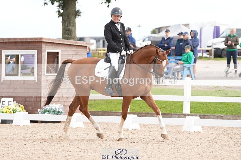 250906-112129-01604 - 007-Karen.DanceHevans.Sign.of.the.Times