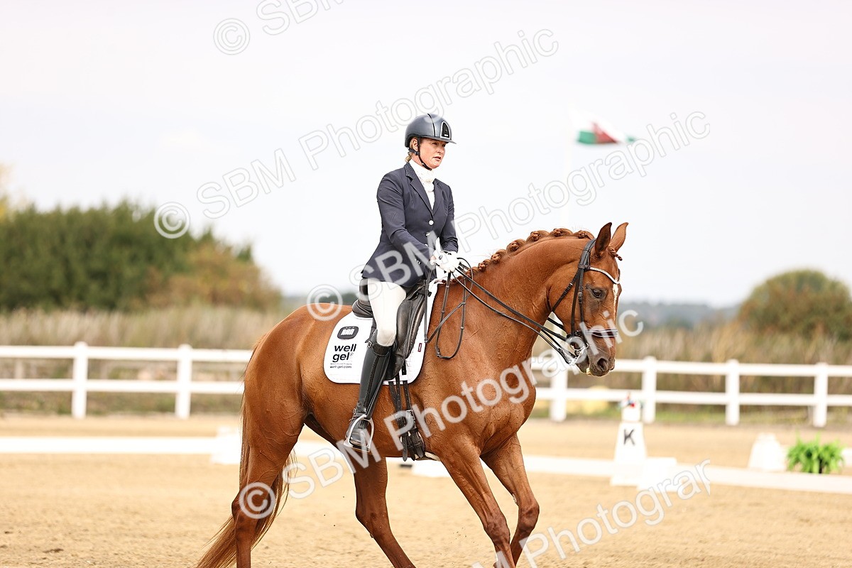 SBM_012874 - Class 2 - Advanced Medium 5 - 10.35-11.55