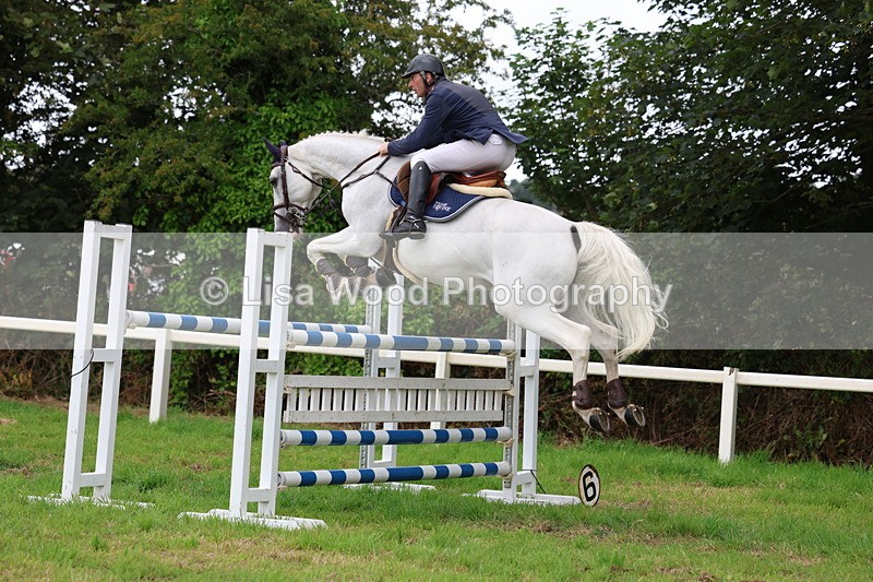3E7A8563 - Class 8: Senior Foxhunter/1.20m open