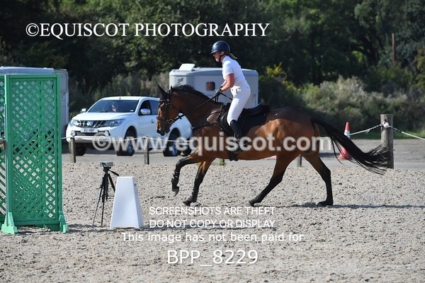 BPP_8229 - CLASS 7 Senior Foxhunter/ 1.20m Open