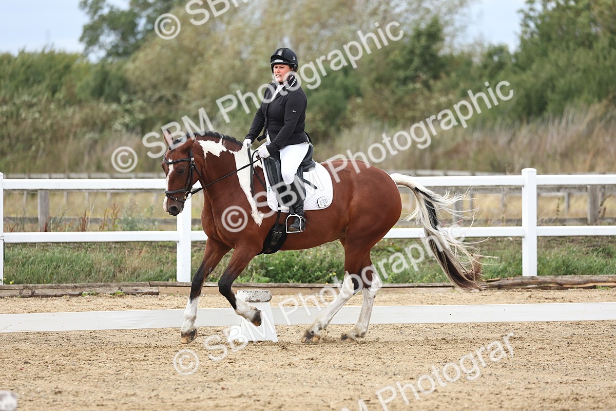 SBM_003854 - Class 8 - Novice 3 Champs