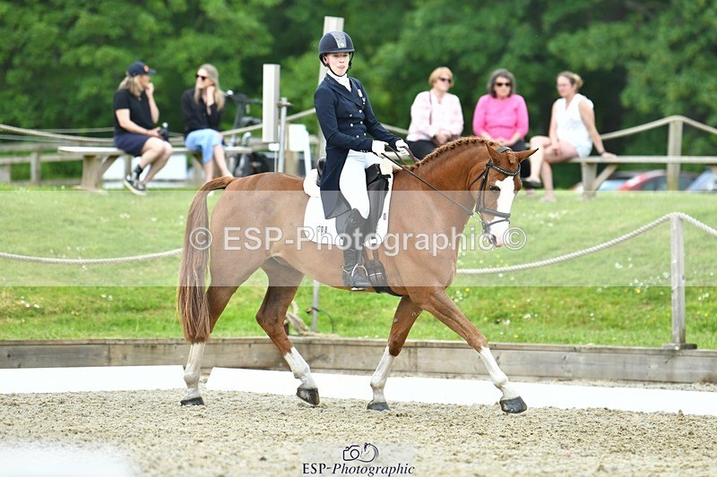 230525-121914-04223 - 208-NICO-Holly_Clarke-WEDTrotUp+DR