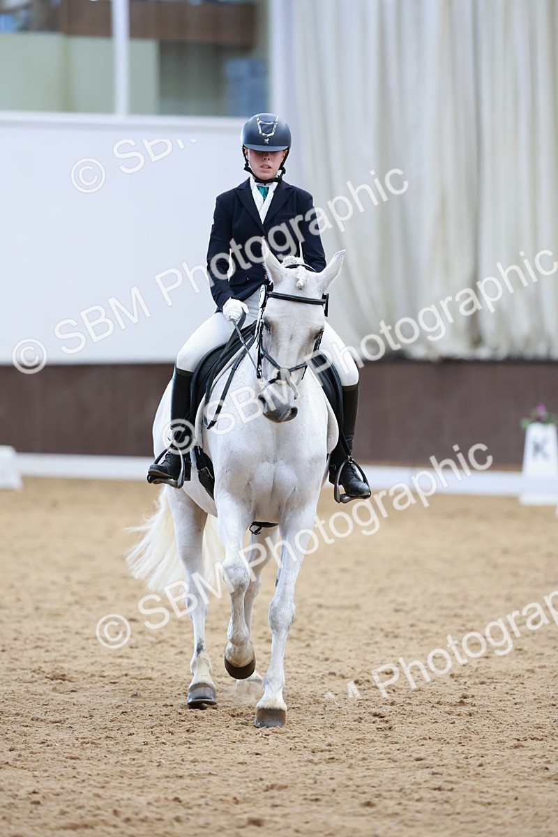 SBM_008411 - Class 6b - Novice 6 - 9.28-10.41