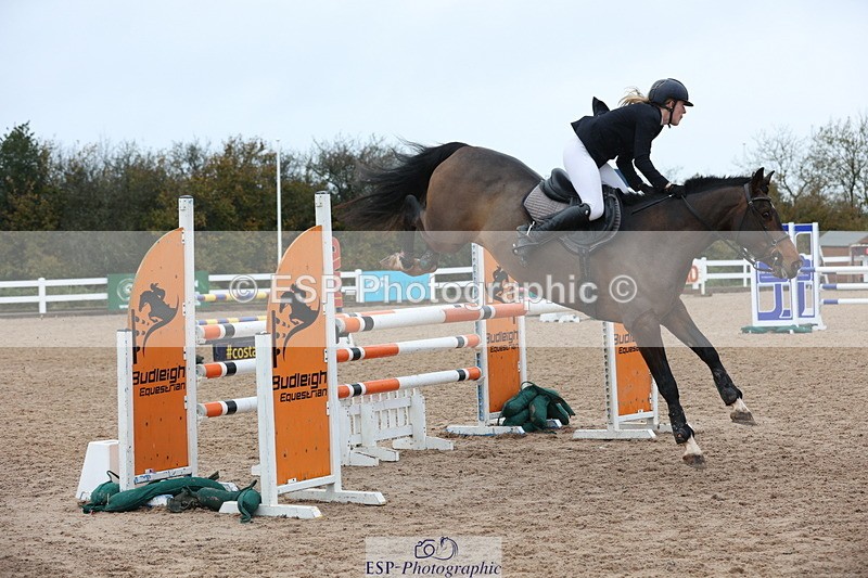 231112A-124224-04149 - Cls 19 Snr 1.05m Open