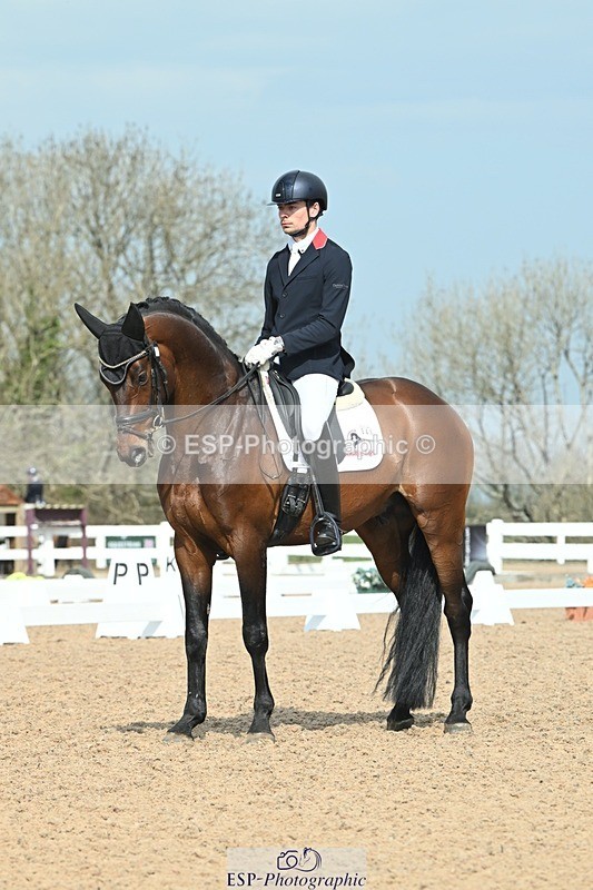 250403-103910-01512 - 048-Angus.Corrie-Deane-Maigret.VD.Watermolen