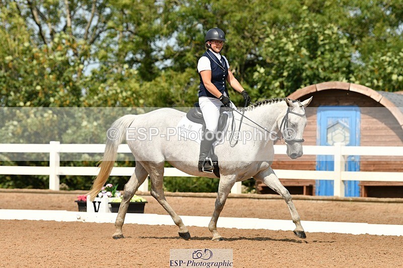 250817-120532-08763 - 099-Essie.BarkerBloody.Nora