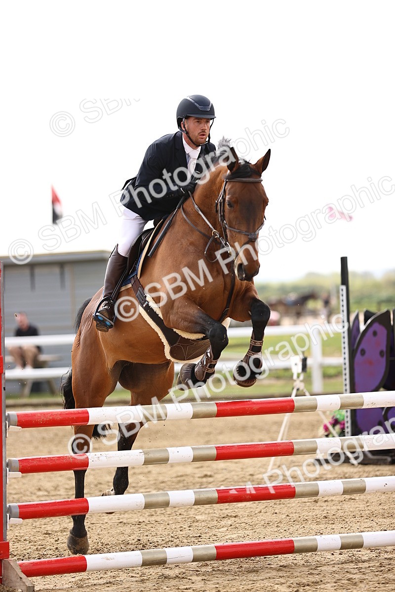 SBM_001947 - Class 10 - Senior British Discovery - 1.00m