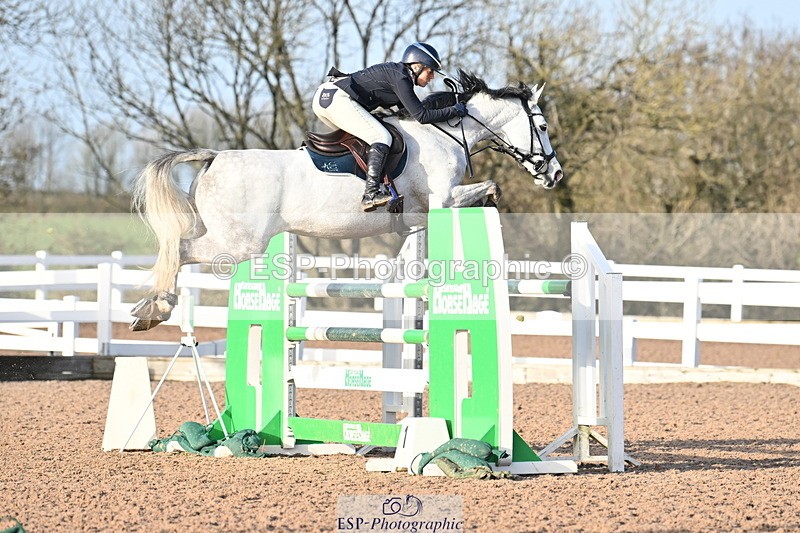 231209A-135306-01964 - Cls 15 National 1.30m & 1.40m