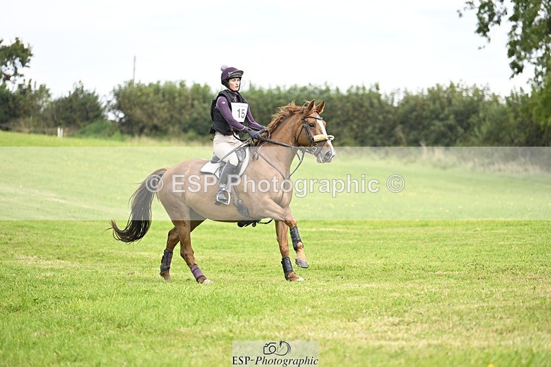 240831A-124048-02319 - 015-Morwenna.Barnicoat-AP.MY.DARLING.CLEMENTINE