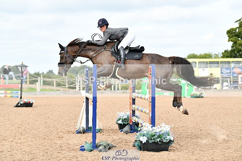 240915A-114131-09750 - Cls 27 Snr 1.05m & 1.10m GP