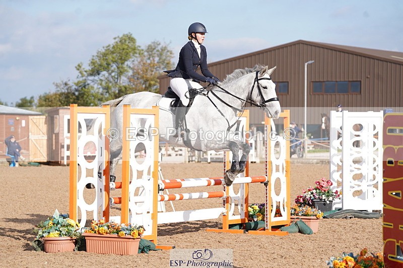 241005A-100030-04377 - SAT Cls 8 Snr British Novice & 90cm Open