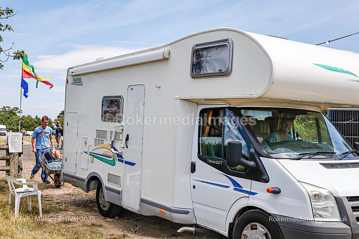 _MGL7037 - MINETY 2025