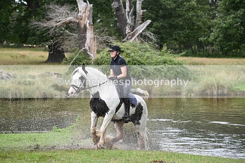WJ7_2547 - Time at Water 11:14 to 11:36