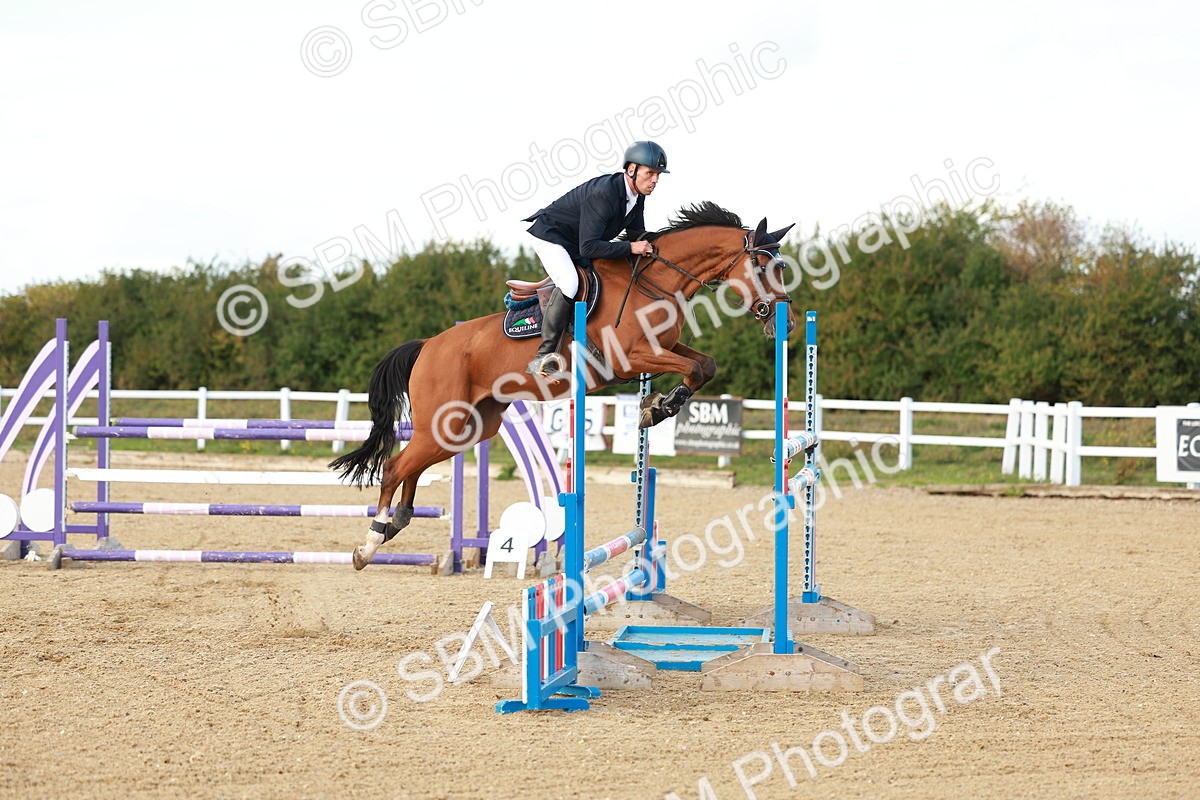 SBM_002107 - Class 5 - Senior Foxhunter - 1.20m