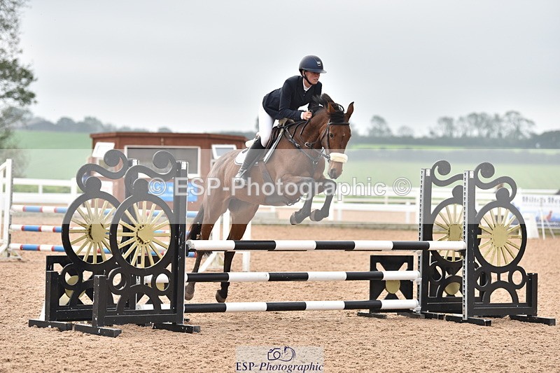 231011A-104016-00115 - Cls 1 British Novice & 90cm Open