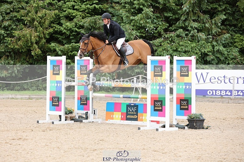 240711-160131-29246 - Cls 124 Foxhunter