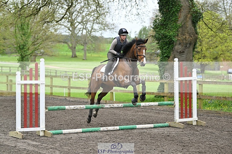 240411-113229-01101 - Group 4 XC