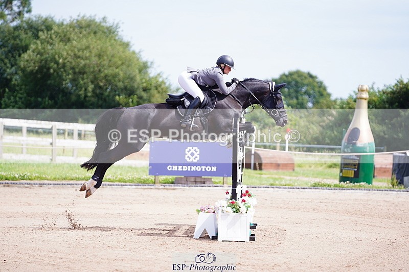 240803A-150604-08792 - Cls 32 National 1.30m Open