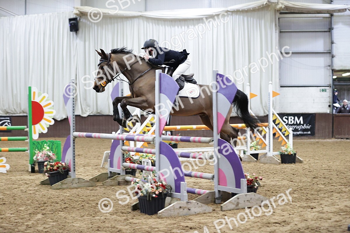 SBM_000913 - Class 3 - Nupafeed Supplements Senior Discovery/ 1m Open