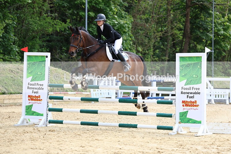 3E7A7108 - Class 7: Senior Newcomers/1.10m open