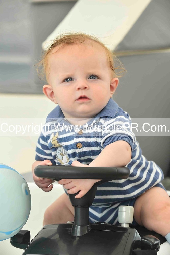 SH4_2178 - Bonny baby competition.