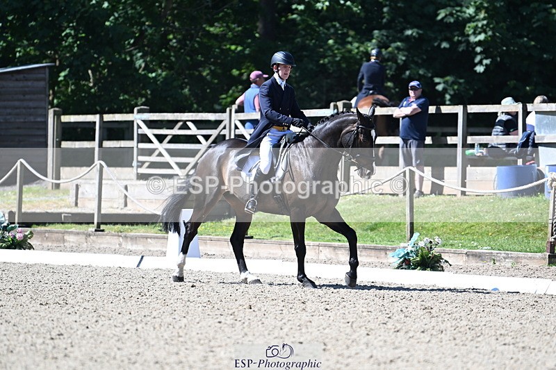 250522A-103523-03148 - A-012-Archie.Tulloch-ZIPPED.UP