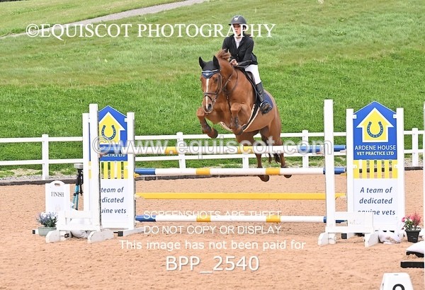BPP_2540 - CLASS 7 - FRI - Senior Foxhunter/1.20m Open