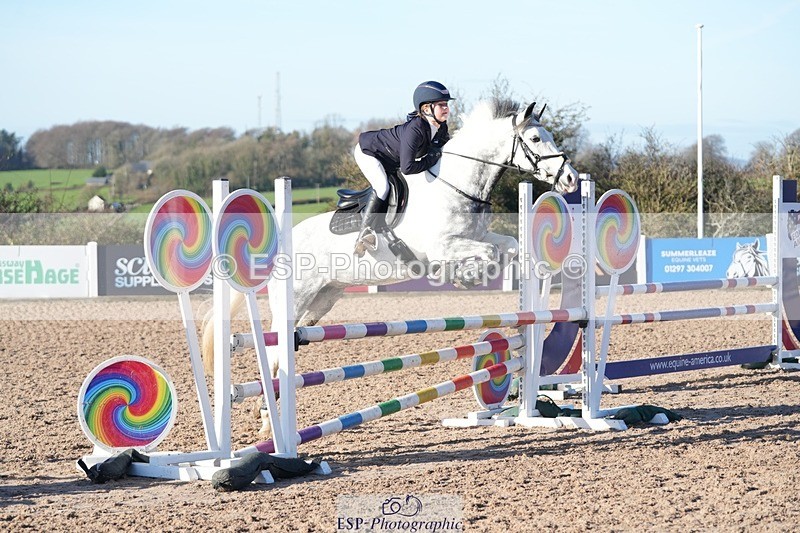 251130-112523-01062 - Cls 5 Pony Discovery & 90cm Open