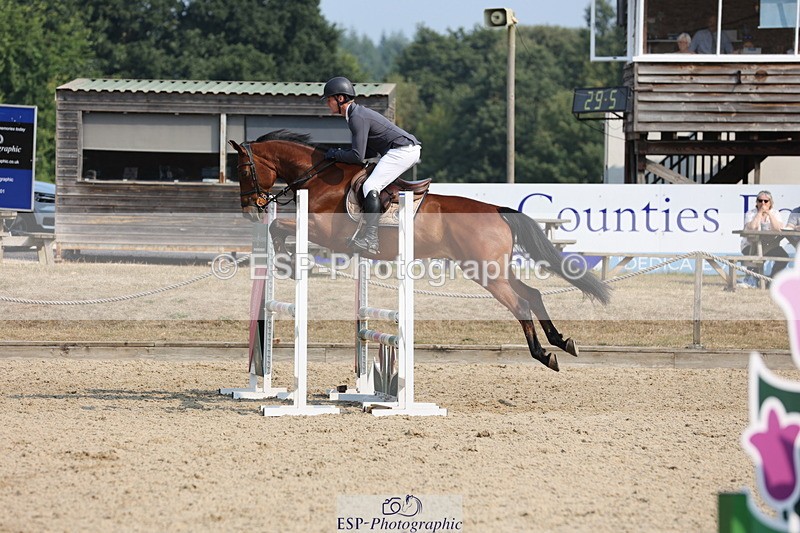 250816A-102718-00713 - Cls 3 Snr British Novice