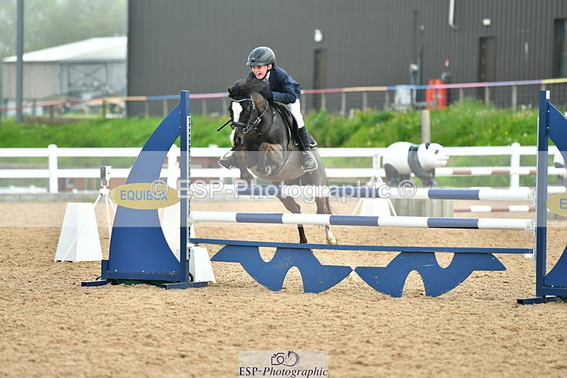 230514A-104637-02325 - Cls 22 Pony Discovery & 90cm Open