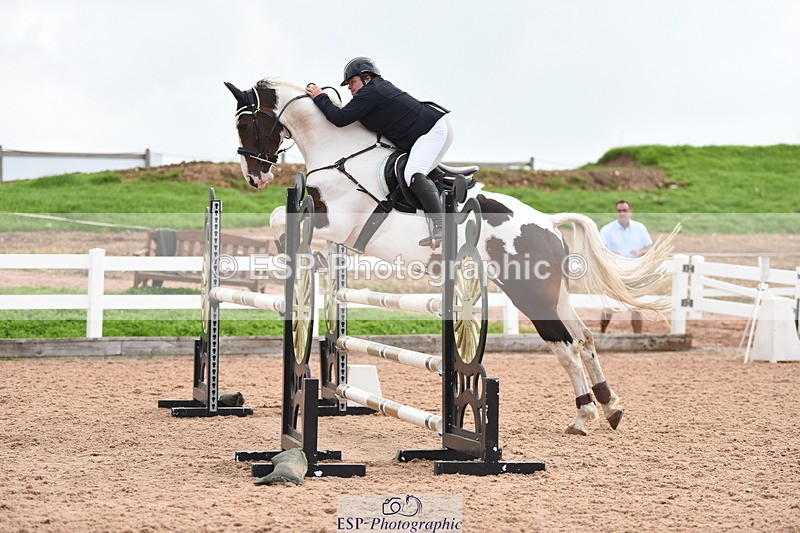 230902A-122648-01019 - Cls 9 1.10m Amateur Quali