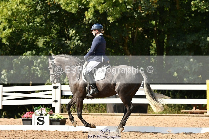 250817-160544-11466 - 206-Mel.NorthwoodBarnridge.Flying.Solo