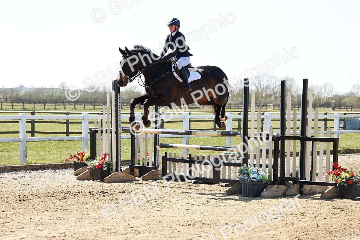 SBM_004600 - Class 17 - Senior Newcomers - 1.10m