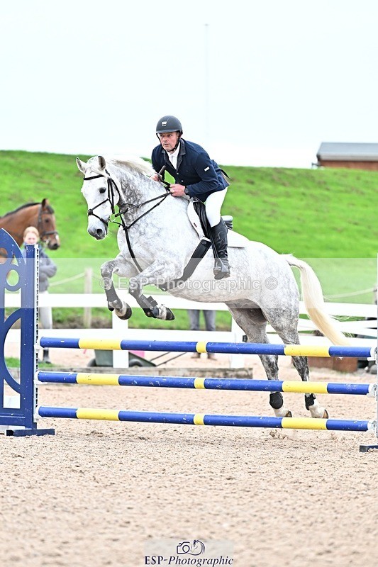 251015-105559-00131 - Cls 1 British Novice and 90cm Open