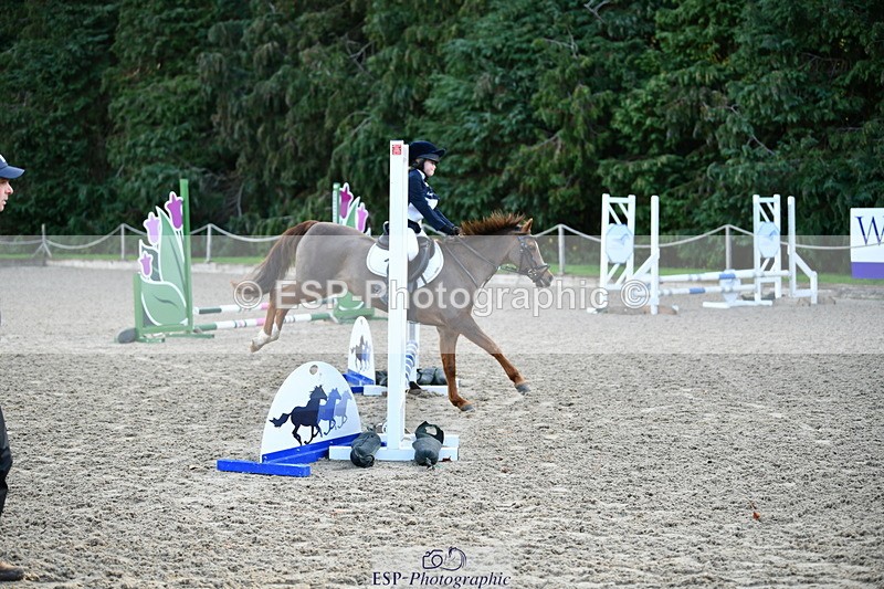 251004A-090301-00038 - Classes 1-2-3 40cm