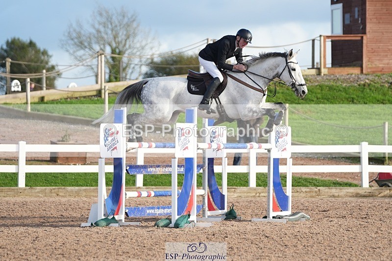 251108-143109-02866 - Cls 16 Snr 1.30m and 1.40m