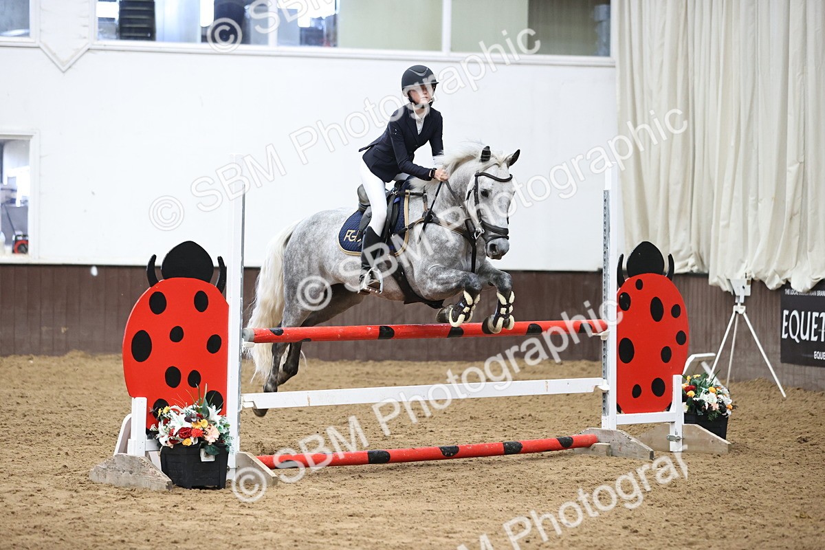 SBM_003061 - Class 13 - Blue Chip Pony Newcomers 1.00m Open