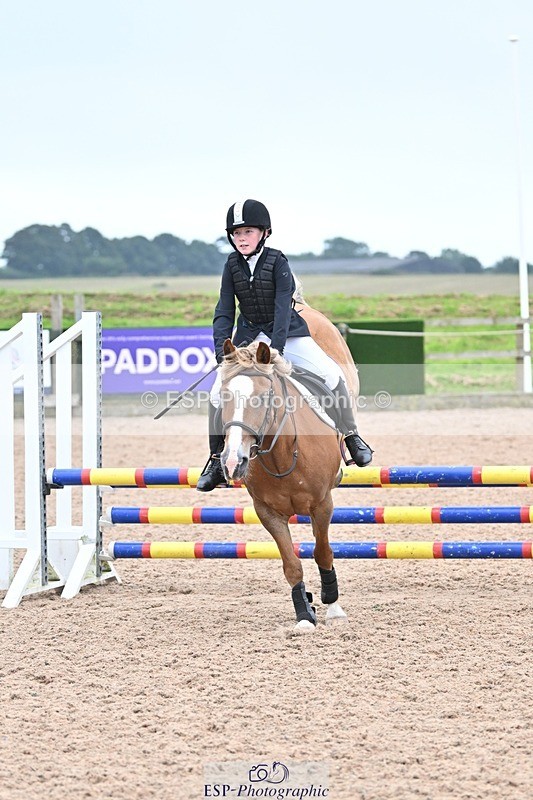 240813-183111-00672 - Classes 5 A&B & 6 80cm