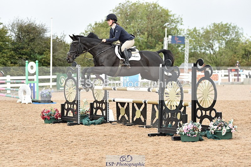 231013A-130636-01707 - Cls 3 1.05m Amateur Quali