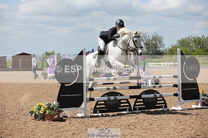 250504-121838-02510 - Cls 4 Pony Newcomers and 1m Open