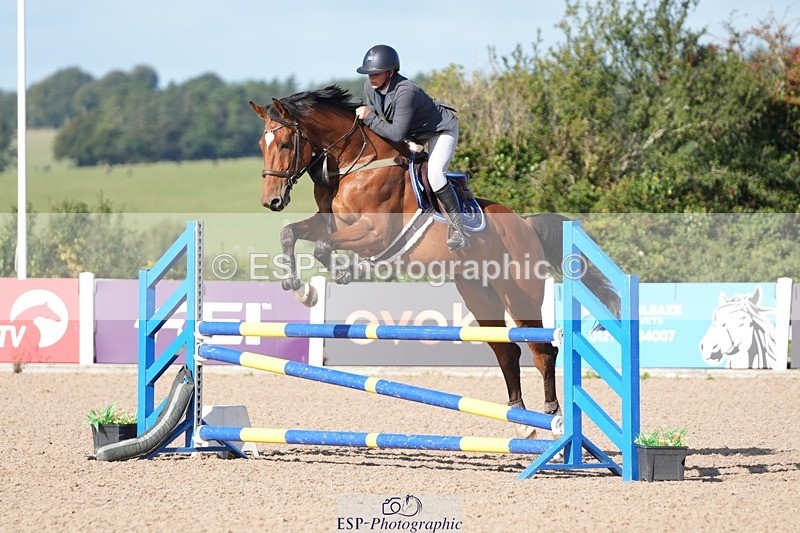 250912-100003-03497 - Cls 21 Snr British Novice and 90cm Open