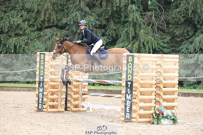 230618-103131-10174 - Cls 19 Pony Intro 1m