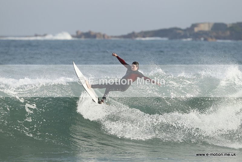 SU 091010 161 - Surf Oct 2010