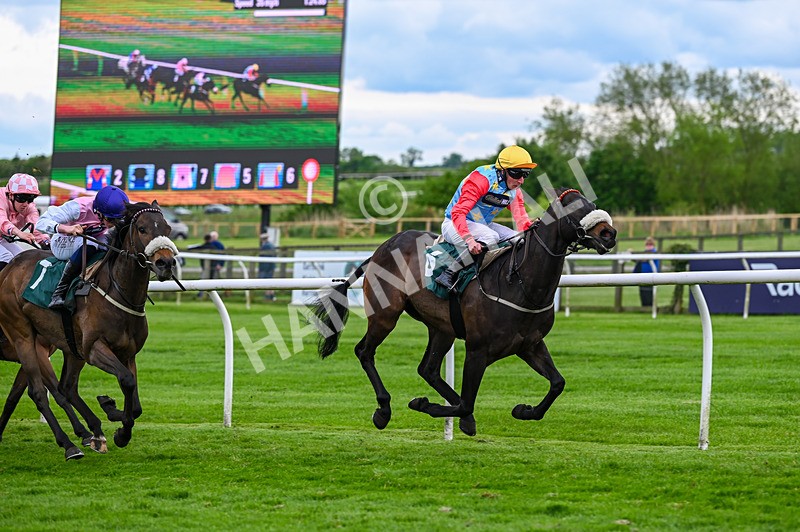 210526-Race 6-Filey Beach-4871 - Race 6 16.50pm Bet At racingtv.com Handicap
